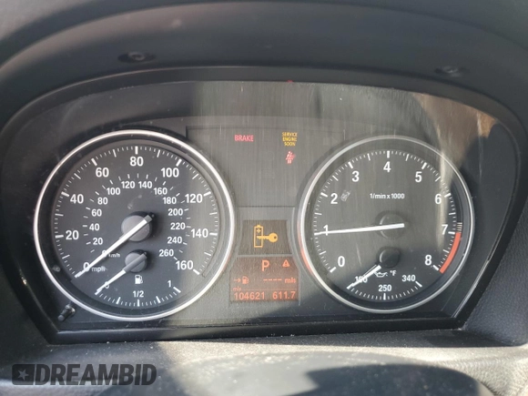 2013 BMW 3 Series 328i xDrive with VIN WBAKF3C52DJ385655, listed as a Copart auction lot 72038924 with 104,621 mi miles and Clean Title. Bid and sale history available at carsss.com. Image 9.