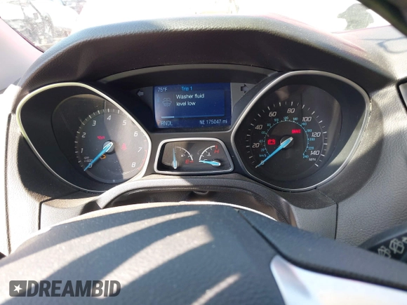 2014 Ford Focus SE with VIN 1FADP3K26EL305818, listed as a IAAI auction lot 42062813 with 175,047 mi miles. Bid and sale history available at carsss.com. Image 7.