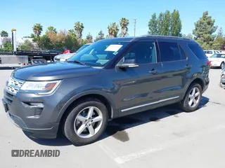 2018 Ford Explorer XLT z VIN 1FM5K7D85JGC55627, wystawiony jako IAAI lot #42261412 z przebiegiem 133 125 mil mil oraz . Historia ofert i sprzedaży dostępna na DreamBid. Obrazek 17.