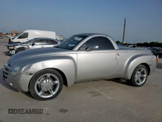 2005 Chevrolet SSR LS z VIN 1GCES14H75B114899, wystawiony jako Copart lot #56712515 z przebiegiem 99 359 mil mil oraz Szkody całkowita. Historia ofert i sprzedaży dostępna na DreamBid. Obrazek 1.
