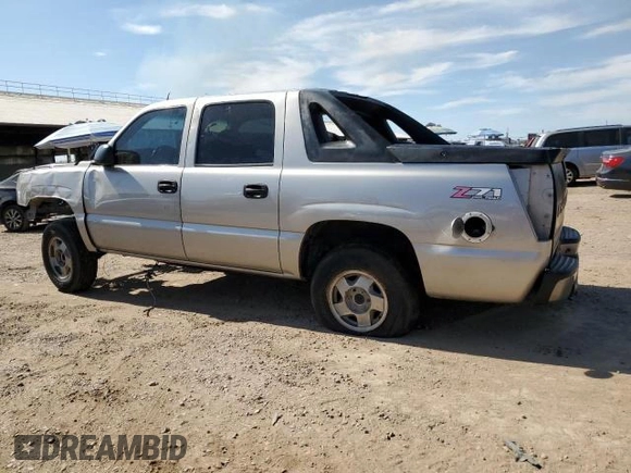 2005 Chevrolet Avalanche Z66 with VIN 3GNEC12Z75G296711, listed as a Copart auction lot 66523795 with Not provided miles and Clean title. Bid and sale history available at DreamBid. Image 2.