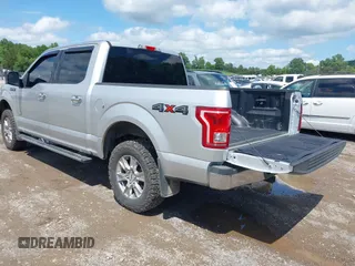 2017 Ford F-150 XL z VIN 1FTEW1EP6HFA50409, wystawiony jako IAAI lot #42353300 z przebiegiem 121 008 mil mil oraz . Historia ofert i sprzedaży dostępna na DreamBid. Obrazek 3.