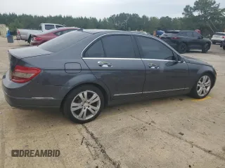 2010 Mercedes-Benz C 300 Sport z VIN WDDGF5EB6AR112535, wystawiony jako Copart lot #55605945 z przebiegiem 133 691 mil mil oraz Szkoda całkowita • Salvage title. Historia ofert i sprzedaży dostępna na DreamBid. Obrazek 3.