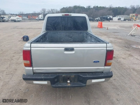 1996 Ford Ranger XL with VIN 1FTCR14A2TPA33525, listed as a IAAI auction lot 41602295 with 209,805 mi miles. Bid and sale history available at carsss.com. Image 16.