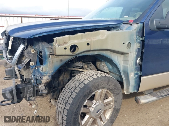 2008 Ford F-150 XLT with VIN 1FTPX14518FA07781, listed as a IAAI auction lot 41887625 with 223,631 mi miles. Bid and sale history available at carsss.com. Image 13.