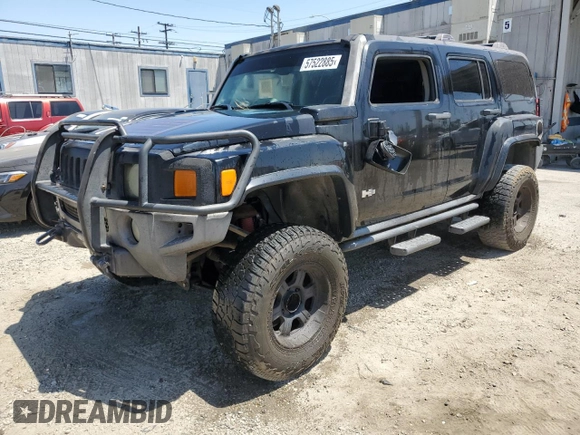 2006 Hummer H3 z VIN 5GTDN136368218428, wystawiony jako Copart lot #57522885 z przebiegiem 156 776 mil mil oraz Tytuł czysty. Historia ofert i sprzedaży dostępna na DreamBid. Obrazek 1.
