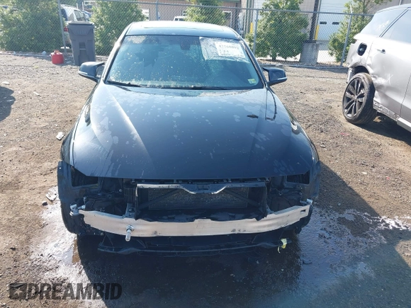 2013 BMW 3 Series 328i xDrive z VIN WBA3B5G57DNS05892, wystawiony jako IAAI lot #42560892 z przebiegiem 141 676 mil mil oraz . Historia ofert i sprzedaży dostępna na DreamBid. Obrazek 13.