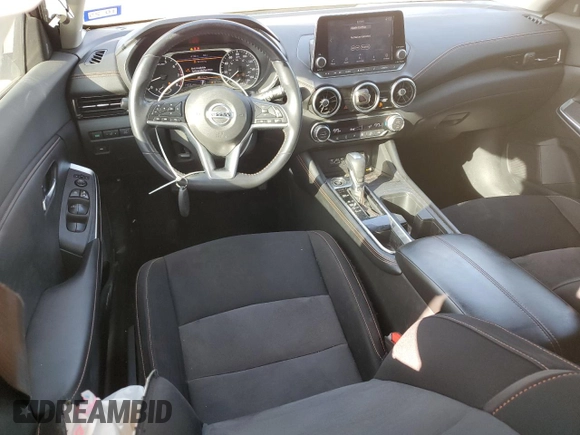 2020 Nissan Sentra SR z VIN 3N1AB8DV3LY303404, wystawiony jako Copart lot #44040395 z przebiegiem 75 029 mil mil oraz Szkoda całkowita • Salvage title. Historia ofert i sprzedaży dostępna na DreamBid. Obrazek 8.