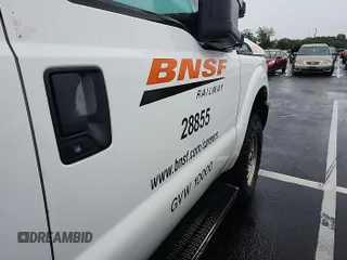2015 Ford F-250 Lariat z VIN 1FT7W2B61FEC91968, wystawiony jako IAAI lot #42575818 z przebiegiem 171 621 mil mil oraz . Historia ofert i sprzedaży dostępna na DreamBid. Obrazek 3.