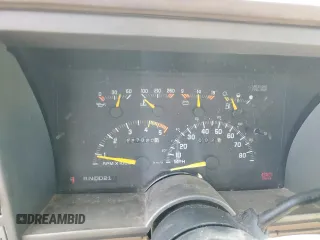 1993 GMC Suburban z VIN 1GKFK16K2PJ718788, wystawiony jako Copart lot #77080724 z przebiegiem 227 320 mil mil oraz Szkoda całkowita • Salvage title. Historia ofert i sprzedaży dostępna na DreamBid. Obrazek 9.
