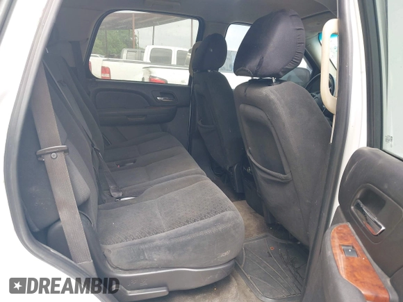 2007 Chevrolet Tahoe LT z VIN 1GNFC13027R112945, wystawiony jako IAAI lot #42178102 z przebiegiem 202 858 mil mil oraz . Historia ofert i sprzedaży dostępna na DreamBid. Obrazek 8.