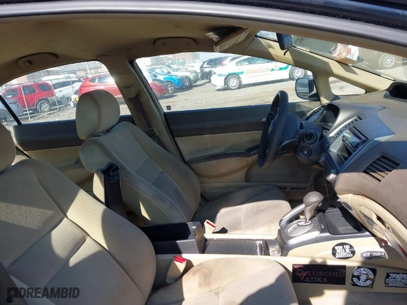 2006 Honda Civic Sdn LX with VIN 1HGFA16586L139771, listed as a IAAI auction lot 41894847 with 230,878 mi miles. Bid and sale history available at carsss.com. Image 5.
