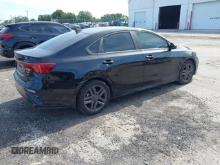 2021 Kia Forte GT-Line z VIN 3KPF34AD9ME326628, wystawiony jako IAAI lot #42675449 z przebiegiem 51 224 mil mil oraz . Historia ofert i sprzedaży dostępna na DreamBid. Obrazek 4.