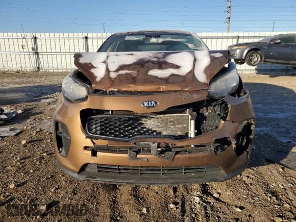 2018 Kia Sportage LX with VIN KNDPM3ACXJ7475015, listed as a Copart auction lot 87910845 with 139,946 mi miles and Salvage Title. Bid and sale history available at DreamBid. Image 5.