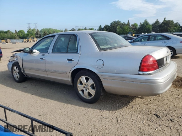 2011 Ford Crown Victoria LX z VIN 2FABP7EVXBX155506, wystawiony jako Copart lot #56899375 z przebiegiem 177 956 mil mil oraz Szkoda całkowita • Salvage title. Historia ofert i sprzedaży dostępna na DreamBid. Obrazek 2.