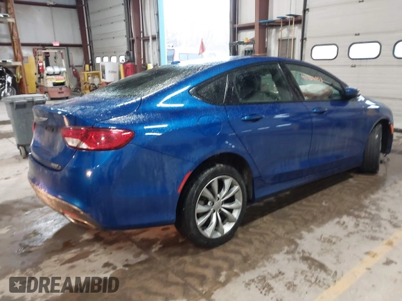 2015 Chrysler 200 S with VIN 1C3CCCBB8FN756535, listed as a IAAI auction lot 41464953 with 141,202 mi miles. Bid and sale history available at carsss.com. Image 4.