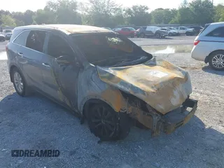 2020 Kia Sorento LX z VIN 5XYPG4A30LG682452, wystawiony jako IAAI lot #42261137 z przebiegiem Nie podano mil oraz . Historia ofert i sprzedaży dostępna na DreamBid. Obrazek 1.