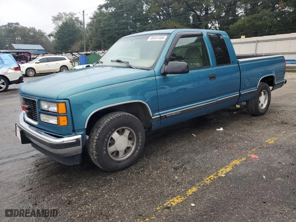 1998 GMC Sierra 1500 with VIN 2GTEC19R8W1522747, listed as a Copart auction lot 80451534 with 180,019 mi miles and Salvage Title. Bid and sale history available at carsss.com. Image 1.