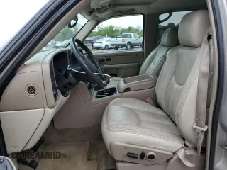 2004 Chevrolet Suburban Z71 with VIN 3GNFK16T04G200719, listed as a Copart auction lot 72781484 with 199,208 mi miles and Salvage Title. Bid and sale history available at carsss.com. Image 7.
