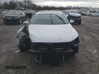 2017 Volkswagen Passat SE z VIN 1VWBT7A31HC022453, wystawiony jako Copart lot #88777855 z przebiegiem Nie podano mil oraz Szkoda całkowita • Salvage title. Historia ofert i sprzedaży dostępna na DreamBid. Obrazek 5.