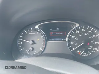 2016 Nissan Altima SR with VIN 1N4AL3AP2GC181013, listed as a IAAI auction lot 41896713 with 113,175 mi miles and . Bid and sale history available at carsss.com. Image 7.