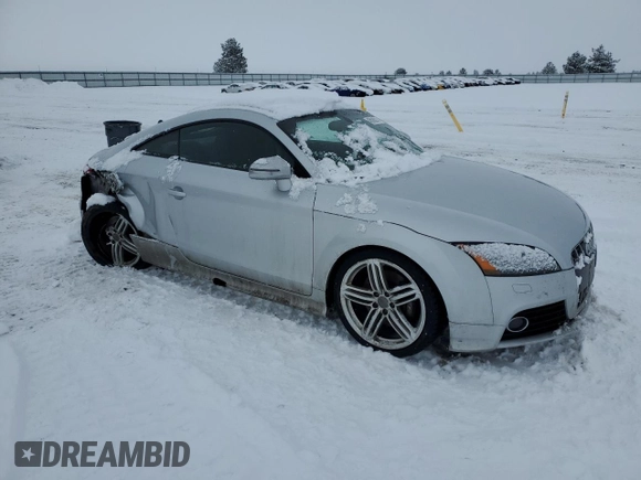 2010 Audi TTS z VIN TRUK1AFK3A1021009, wystawiony jako Copart lot #45598215 z przebiegiem 80 615 mil mil oraz Szkoda całkowita • Salvage title. Historia ofert i sprzedaży dostępna na DreamBid. Obrazek 4.
