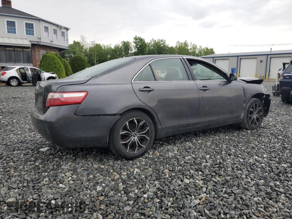 2009 Toyota Camry LE z VIN 4T1BK46K69U091909, wystawiony jako Copart lot #56214505 z przebiegiem 157 133 mil mil oraz Czysty tytuł • Clean title. Historia ofert i sprzedaży dostępna na DreamBid. Obrazek 3.