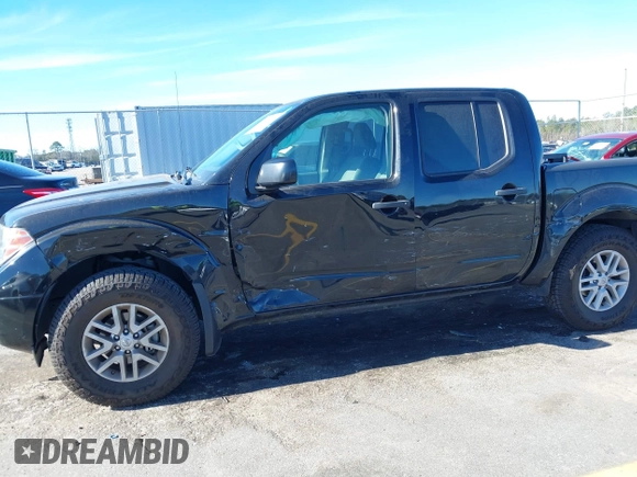 2021 Nissan Frontier SV z VIN 1N6ED0EA6MN701370, wystawiony jako IAAI lot #41326550 z przebiegiem 63 107 mil mil oraz . Historia ofert i sprzedaży dostępna na DreamBid. Obrazek 6.