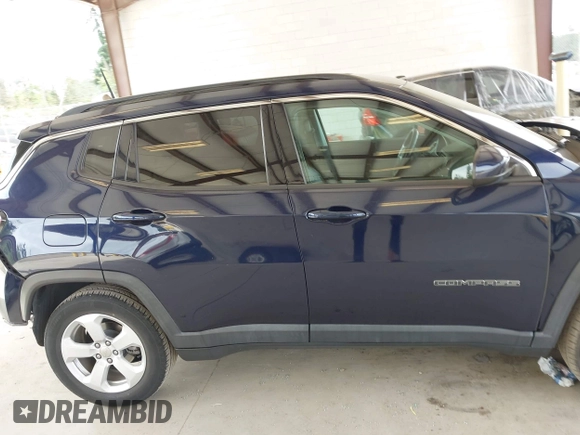2018 Jeep Compass Latitude z VIN 3C4NJCBB3JT204766, wystawiony jako IAAI lot #42650411 z przebiegiem 72 704 mil mil oraz . Historia ofert i sprzedaży dostępna na DreamBid. Obrazek 12.