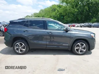 2020 GMC Terrain SLT z VIN 3GKALVEV2LL118589, wystawiony jako IAAI lot #42235449 z przebiegiem 83 573 mil mil oraz . Historia ofert i sprzedaży dostępna na DreamBid. Obrazek 13.