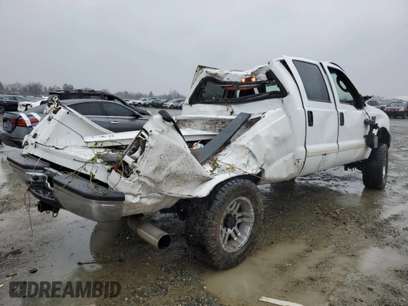 2003 Ford F-350 XL z VIN 1FTSW31P23EC19215, wystawiony jako Copart lot #87264274 z przebiegiem 290 656 mil mil oraz Nie do naprawy • Non repairable. Historia ofert i sprzedaży dostępna na DreamBid. Obrazek 3.