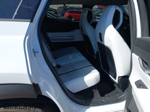2023 Fisker Ocean Extreme z VIN VCF1EBU21PG007800, wystawiony jako IAAI lot #41640488 z przebiegiem 22 975 mil mil oraz . Historia ofert i sprzedaży dostępna na DreamBid. Obrazek 8.