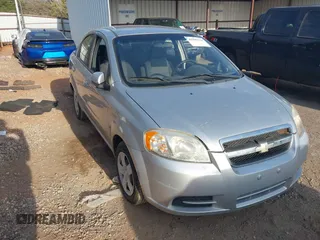 2009 Chevrolet Aveo 1LT z VIN KL1TD56E49B372791, wystawiony jako IAAI lot #41890124 z przebiegiem 118 648 mil mil oraz . Historia ofert i sprzedaży dostępna na DreamBid. Obrazek 1.