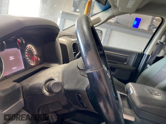 2015 Ram 2500 SLT with VIN 3C6UR5ML4FG582155, listed as a IAAI auction lot 42730160 with 280,655 mi miles and . Bid and sale history available at DreamBid. Image 30.