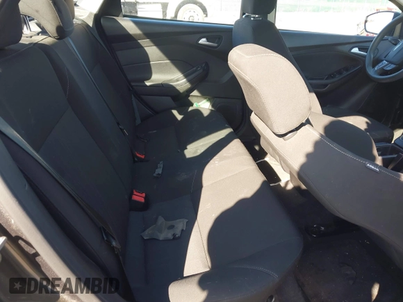 2016 Ford Focus SE with VIN 1FADP3F21GL212718, listed as a IAAI auction lot 41785985 with 101,198 mi miles. Bid and sale history available at carsss.com. Image 8.