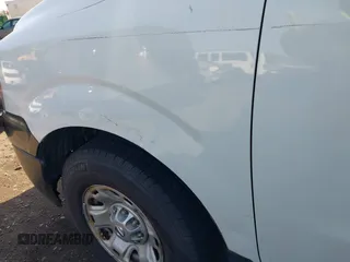 2016 Nissan NV Cargo SV z VIN 1N6BF0LY0GN805855, wystawiony jako IAAI lot #41849743 z przebiegiem Nie podano mil oraz . Historia ofert i sprzedaży dostępna na DreamBid. Obrazek 6.