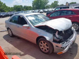 2001 Mercedes-Benz C 230/260/280/320 с VIN WDBRF61J31F096848, выставлен на аукционе IAAI как лот 42206462 с пробегом 199 349 миль миль и . История ставок и продаж доступна на DreamBid. Изображение 1.