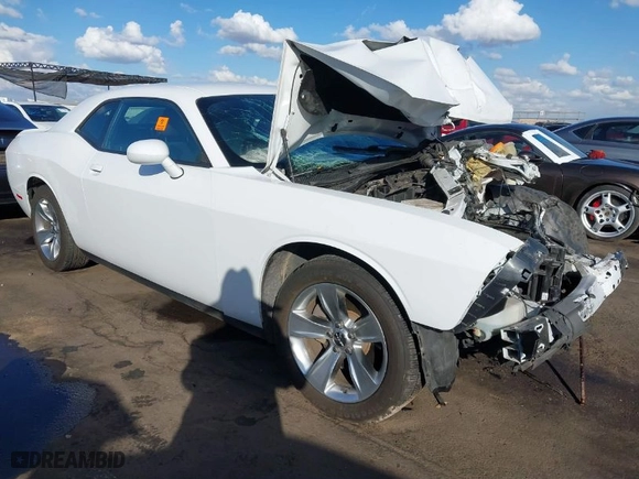 2021 Dodge Challenger SXT with VIN 2C3CDZAG5MH546901, listed as a IAAI auction lot 41447572 with 1 mi miles. Bid and sale history available at carsss.com. Image 1.