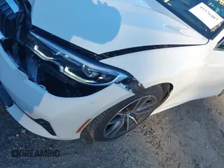 2020 BMW 3 Series 330i z VIN 3MW5R1J06L8B11272, wystawiony jako IAAI lot #41376487 z przebiegiem 28 683 mil mil oraz . Historia ofert i sprzedaży dostępna na DreamBid. Obrazek 12.