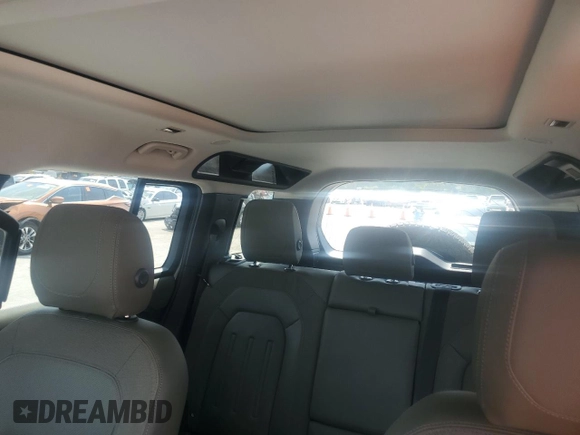 2020 Land Rover Defender SE with VIN SALEP7EU5L2019473, listed as a Copart auction lot 67521544 with 45,490 mi miles and Salvage title. Bid and sale history available at DreamBid. Image 10.