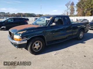 1997 Dodge Dakota with VIN 1B7GL23X1VS208118, listed as a Copart auction lot 82331964 with 330,880 mi miles and Salvage Title. Bid and sale history available at carsss.com. Image 1.