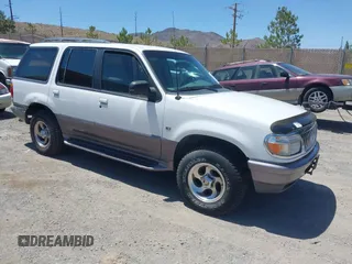 1997 Mercury Mountaineer z VIN 4M2DU55P7VUJ38590, wystawiony jako IAAI lot #42337960 z przebiegiem 68 243 mil mil oraz . Historia ofert i sprzedaży dostępna na DreamBid. Obrazek 1.