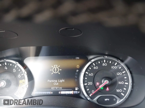2021 Jeep Renegade Latitude with VIN ZACNJCBB0MPM51753, listed as a IAAI auction lot 42168640 with 42,741 mi miles and . Bid and sale history available at DreamBid. Image 15.