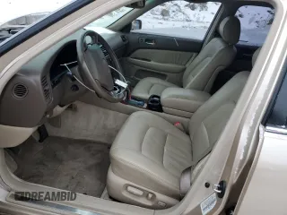 1995 Lexus LS 400 z VIN JT8UF22E2S0021180, wystawiony jako Copart lot #41846845 z przebiegiem 115 126 mil mil oraz Czysty tytuł • Clean title. Historia ofert i sprzedaży dostępna na DreamBid. Obrazek 7.