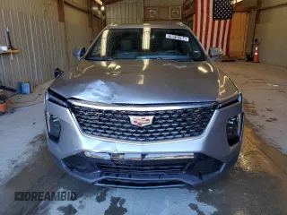 2024 Cadillac XT4 AWD Premium Luxury z VIN 1GYFZDR42RF137782, wystawiony jako Copart lot #79015104 z przebiegiem 11 549 mil mil oraz Czysty tytuł • Clean title. Historia ofert i sprzedaży dostępna na DreamBid. Obrazek 5.