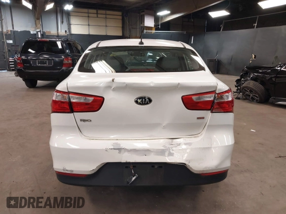 2016 Kia Rio LX with VIN KNADM4A38G6647353, listed as a IAAI auction lot 41822464 with 88,801 mi miles. Bid and sale history available at carsss.com. Image 16.