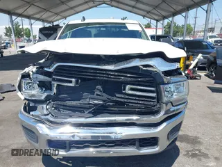 2019 Ram 2500 Big Horn with VIN 3C6UR5DJ4KG519811, listed as a IAAI auction lot 42643850 with 255,461 mi miles and . Bid and sale history available at DreamBid. Image 6.