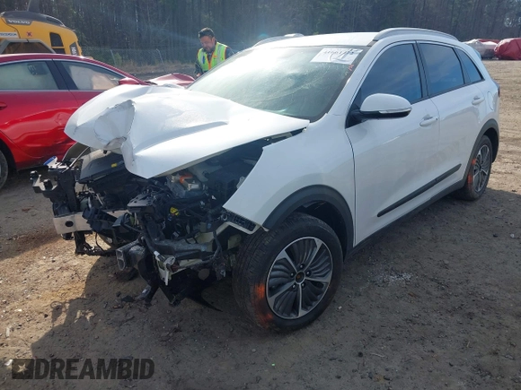 2019 Kia Niro EX with VIN KNDCC3LC9K5340703, listed as a IAAI auction lot 41661472 with 106,660 mi miles. Bid and sale history available at carsss.com. Image 2.