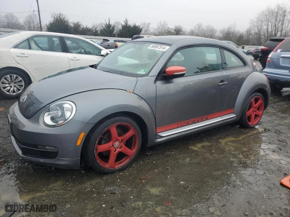 2012 Volkswagen Beetle 2.5L PZEV with VIN 3VWJP7AT8CM609112, listed as a Copart auction lot 84997514 with 160,122 mi miles and Salvage Title. Bid and sale history available at carsss.com. Image 1.