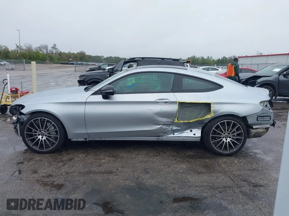 2022 Mercedes-Benz C 300 with VIN W1KWJ8DB7NG115264, listed as a IAAI auction lot 41353889 with 24,361 mi miles and . Bid and sale history available at DreamBid. Image 15.